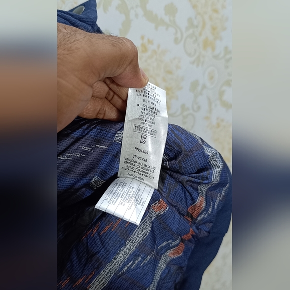 Patagonia NWOT. Unused . very Rare and Rarest Size. - Picture 2 of 10